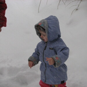 2007_Grandma_and_Bella_in_snow,
