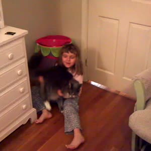 2011-11-18_08-13-17_766.mp4