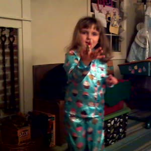 2011-12-04_21-47-00_728.mp4