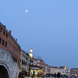 PXL_20230305_171712858.NIGHT.jpg